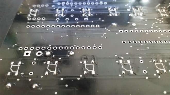 I drop a bit of solder on one of the 4