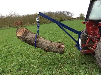 PTO Grizzly 700R has a swinging cradle, suitable for logging, balanced blade