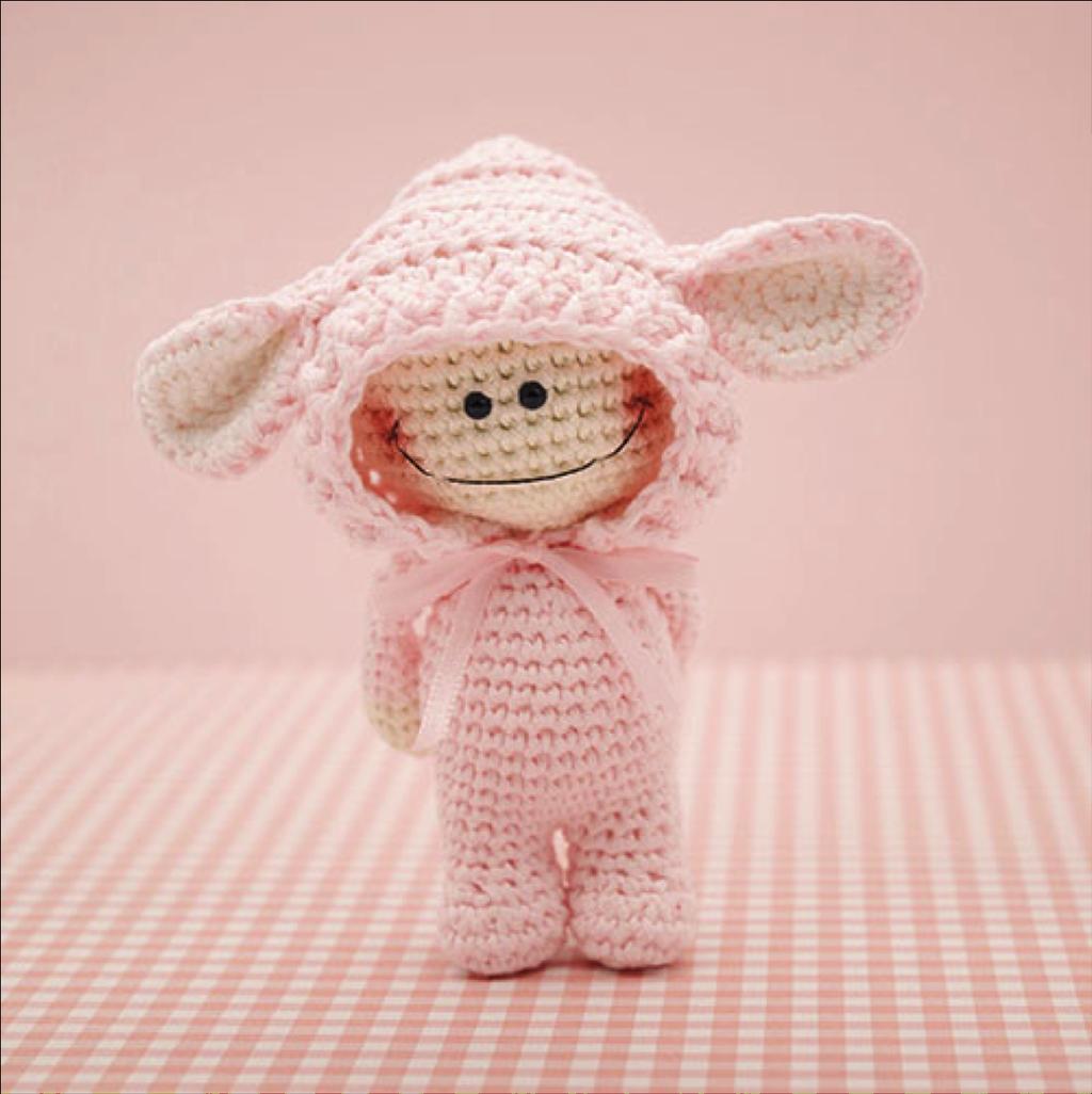 An original amigurumi pattern from Bubbles And Bongo THE LITTLE DOODAH MILLIE Etsy shop: http://www.etsy.