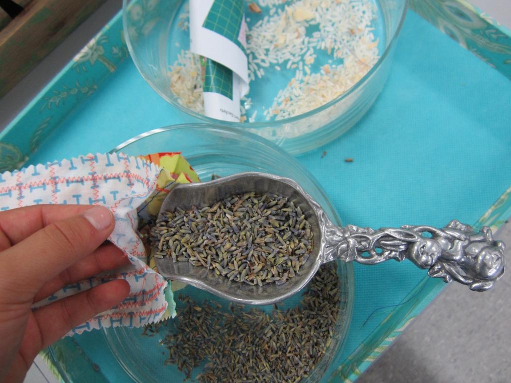 12) Fill your sachet with lavender or other scented dried materials.