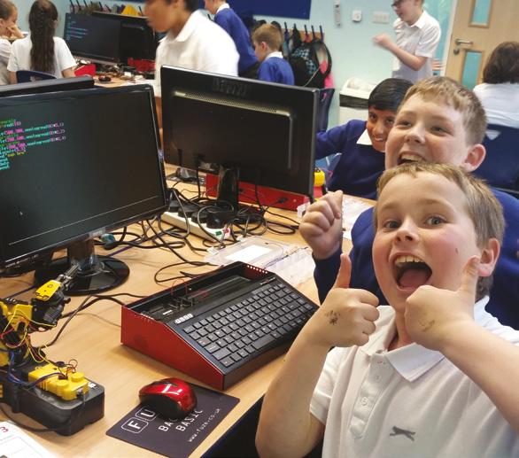 CREATIVE COMPUTING CLUB Science Oxford is keen to support the new national curriculum for computing, not just through in-school outreach sessions and teacher CPD, but by providing entertaining and