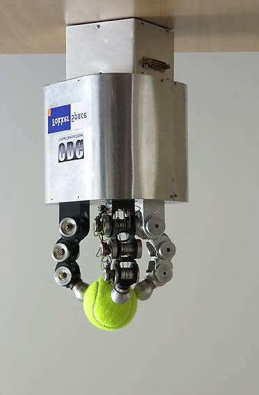 Light weight dexterous arm At the core of the TAR system are two, lightweight dexterous robot arms.