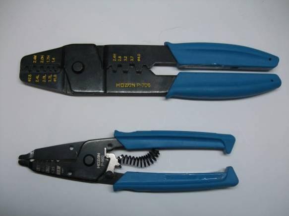 Crimping pliers Right side: Red and black electrical wire, 140 mm Left side: Red and black