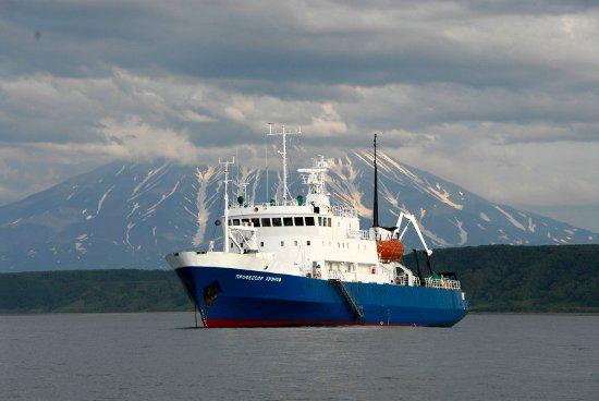 Cruse Information The Spirit of Enderby is a fully ice-strengthened expedition vessel, built in 1984 for polar and oceanographic research and is perfect for Expedition Travel.