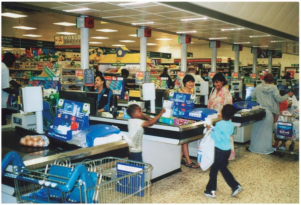 Parallel Circuits As you open more checkout lanes, the traffic in