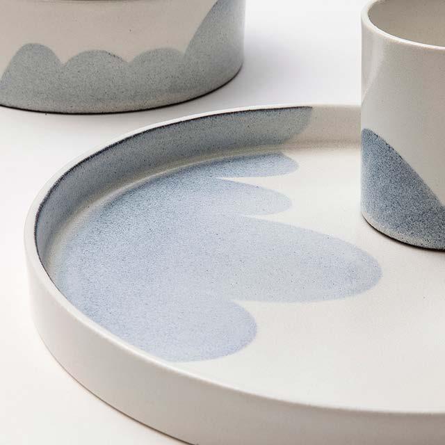 Blue Hills Tableware The Blue Hills Series consist of 11 pieces: