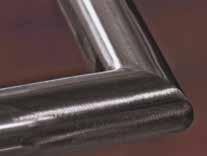 Satin-finishing a handrail with mitre structure of finish compared to the neighbouring fillet weld