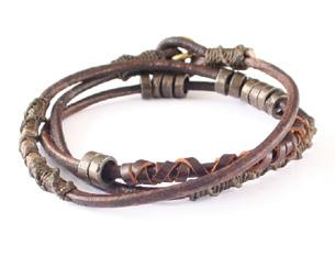 These bracelets were inspired by a dream that we share with the rural communities we work with.