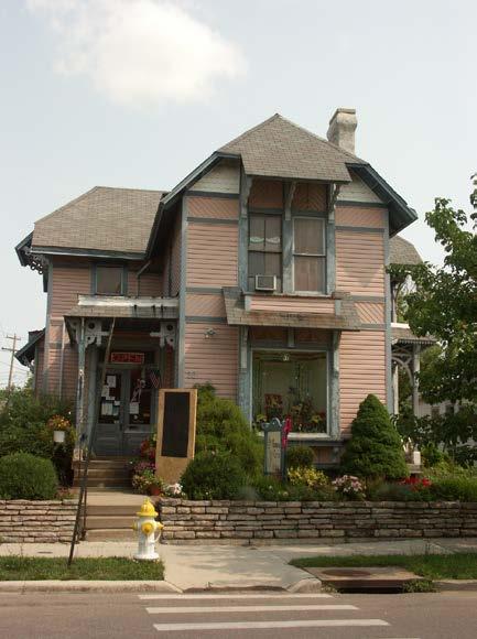 Westerville Uptown District Inventory #: 102 Building Inventory Date: 06/06 Address 30 E College Ave Present Use Retail Original Use Residence Construction c.