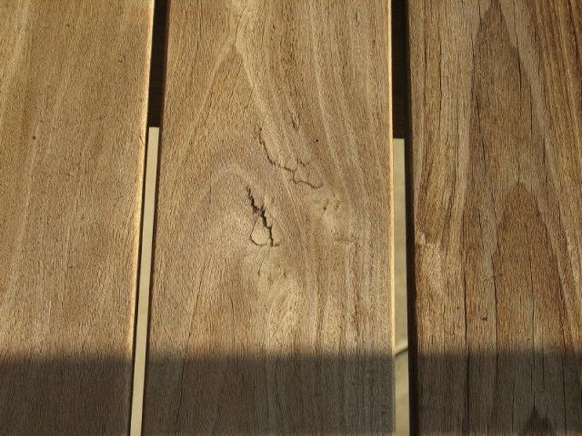 hardwood deck: Movement