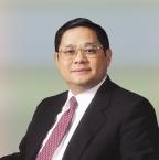 Directors and Senior Management Victor FUNG Kwok King Group Non-Executive Chairman Victor FUNG Kwok King, aged 56, brother of Dr William FUNG Kwok Lun, is Group Chairman.