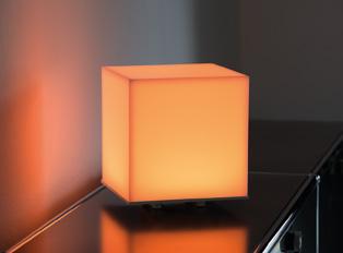 Albedo cube A beautiful table lamp for special colour