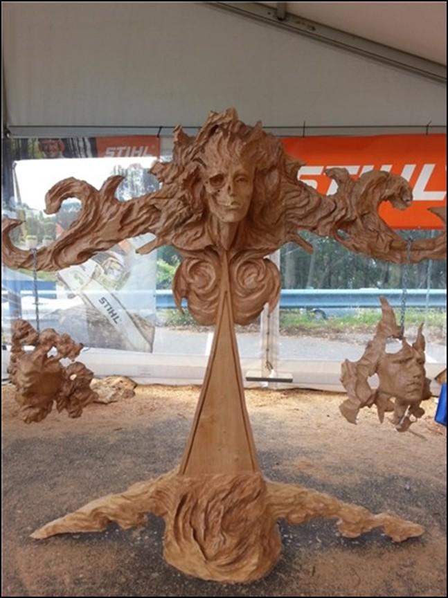 Dandenong in January 2015. Rob s winning sculpture was of a dragonfly.
