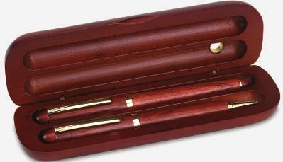 consists of a twist ballpoint pen and rollerball pen, with refill, in zip case with decorative seam Packing: 25/100 pieces