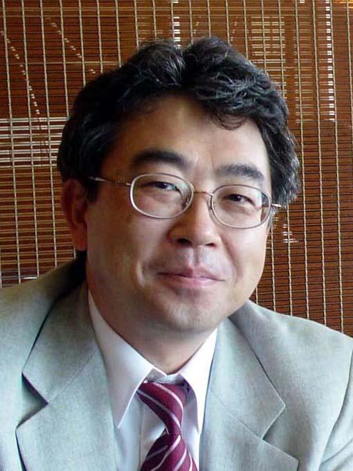 University of Tokyo in 1983. He became a Professor in 2. He moved to the IIS as a Professor of Information & Electronics Division in 2'. He is now an AdCom member of IEEE-IES.