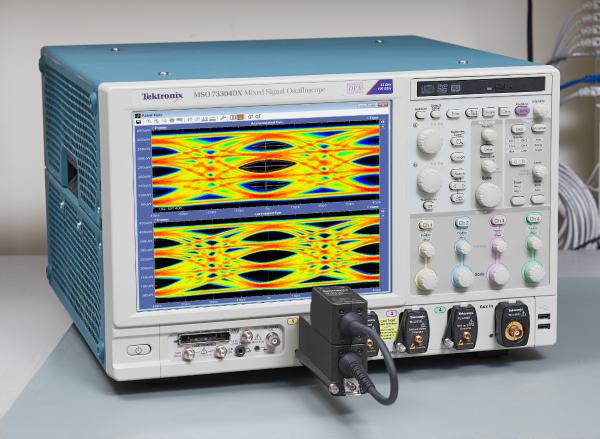 MSO/DPO70000DX, and MSO/ DPO70000C series oscilloscopes.