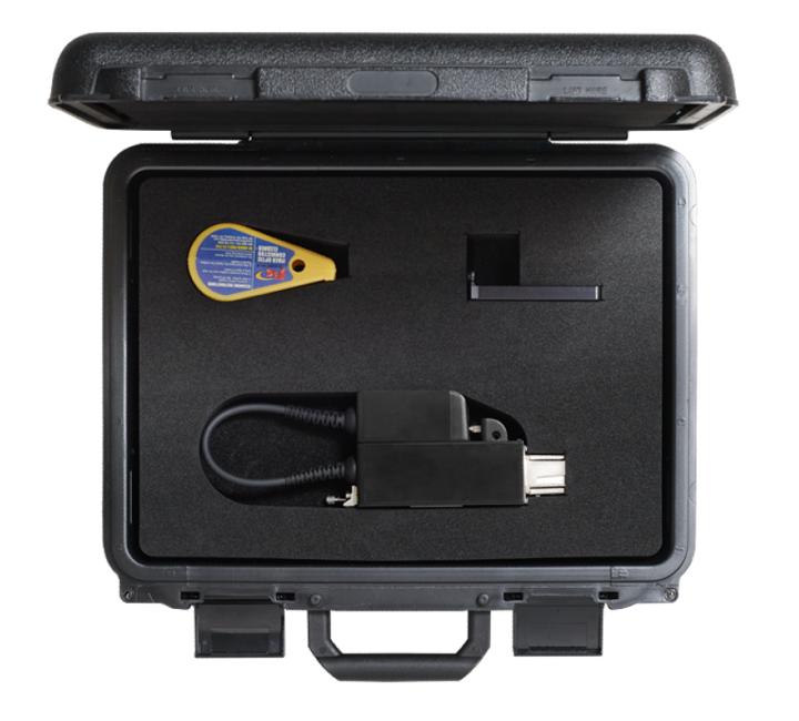 Ordering information Models DPO7OE1 33 GHz bandwidth, single/multi-mode, 750 nm to 1650 nm, optical probe for MSO/DPO70000 Real Time Oscilloscopes Standard accessories Hard case, Instruction manual,