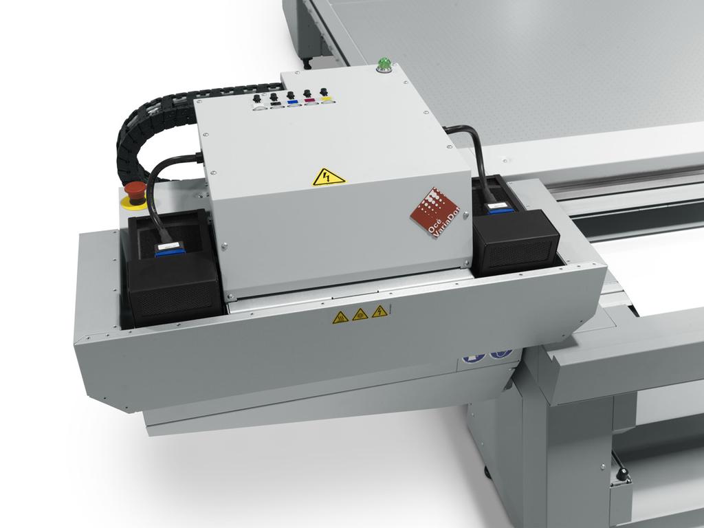 Bulk Ink System designed for productivity The UV curable ink is packaged in bulk ink bags, minimizing change-out. A quick-change ink system reduces waste, mess, and operator intervention.