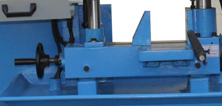Our band saws have 3 types clamping system, to ensure that you can hold the workpiece