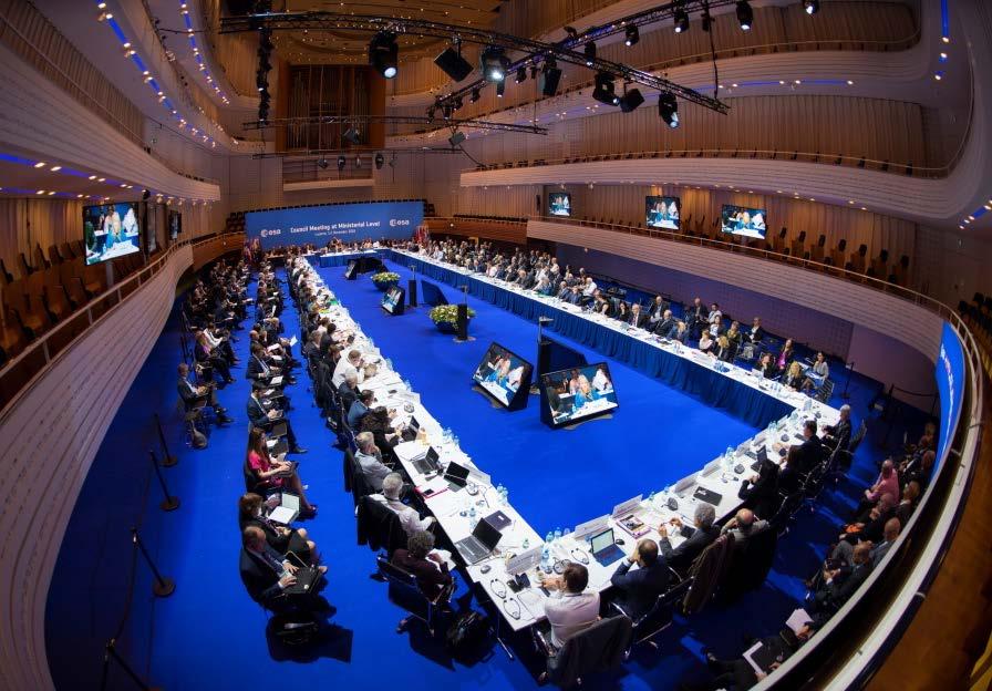 ESA Exploration Envelope Programme (E3P) Programme approved at ESA s 2016 Council meeting at ministerial level Delivering the 2014 European Exploration Strategy Aligned with resolution Space 4.