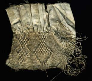 EXHIBIT CATALOG SMOCKING Fabric Manipulation and Beyond March 8, 2014 to October 4, 2014 Mon - Sat 12:00-6: 00 PM Free Admission