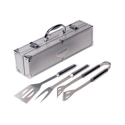 BBQ 3-PIECE SET 24 102 16.79 14.46 13.22 1.68 1.45 1.32 443.26 763.49 13.28 252 12.57 1.26 34.40 Includes tongs, spatula and fork in an Aluminum case.