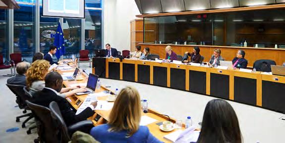 Care a fost tema mesei rotunde? Masa rotundă pe tema articolului 20 din Convenţia-cadru a OMS privind controlul tutunului (CCCT) s-a desfășurat în data de 12 octombrie 2016 la Parlamentul European.