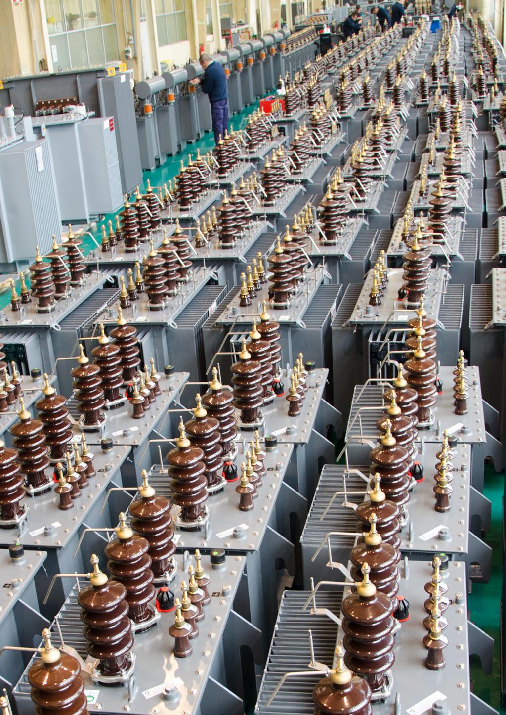 Distribution type Transformers Immersed Hermetic, mineral oil immersed three-phase distribution transformers from 50 kva up to 6300 kva, up to 36 kv, for