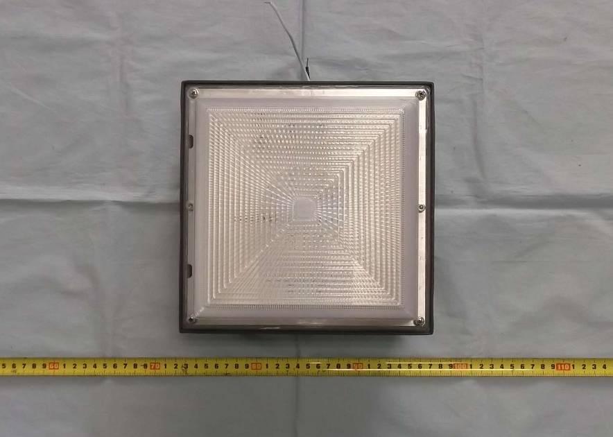 Photos Figure 1- Overview of the sample Equipment Under Test (EUT) Name : LED Canopy Model : MLCAN20LED50 Electrical Ratings : 120~277V AC, 50/60Hz, 20W Product Description : 5000K, Fuel Pup Canopy