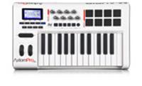 25 velocity sensitive keys, 8 controller knobs, assignable buttons including 6 transport buttons, Compatible with Windows and MAC OS X, Connectors: USB (Bus-Power), Sustainpedal 99,00 119,00 Oxygen