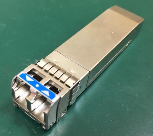 Specification Small Form Factor Pluggable Duplex LC Receptacle SFP28 Optical Transceivers Ordering Information T A S A 1 E B 1 F A Q Model Name