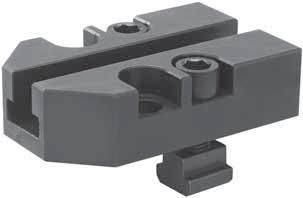 Advantage: - Simple use of the side clamp when clamping along and across the groove - Increase in the workpiece mounting surface Note: Use of two flat