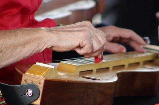 Do you love music? Attention Children (Grades 3-6): Would you like to try playing the dulcimer? We will loan you an instrument for the day!