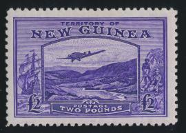 hinged, 3d with vertical crease visible in fl uid, otherwise all very fi ne and fresh....s.g. 250 912 ** #C44 1935 2 violet Airmail, mint never hinged, fresh and very fi ne.