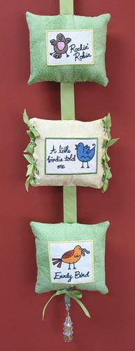 Sweet Tweet Wall Hanging A dash of cozy, a sprinkle of country, and three cups of cute is the perfect recipe for this charming Sweet Tweet Wall Hanging.