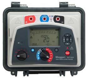 Both instruments offer four test voltages (500 V, 1 kv, 2., ), analog scales and measurement sensitivity to 20 GΩ.