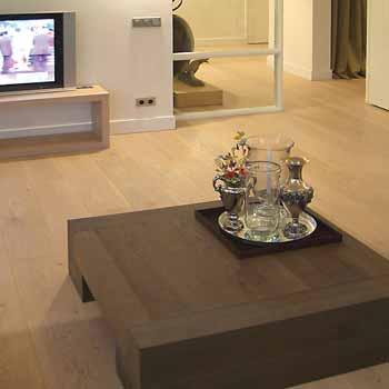 The floor can be finished in several ways: with oil, wax or lacquer - in required colours, or single/double smoked or stressed.