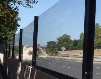 Examining geometry and optics closely, we discover why: The reflections are typically above the line-of-sight In many noise barrier installations, the ACRYLITE Soundstop only makes up a portion of