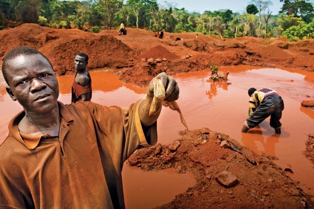 The people mining Tantalum, a