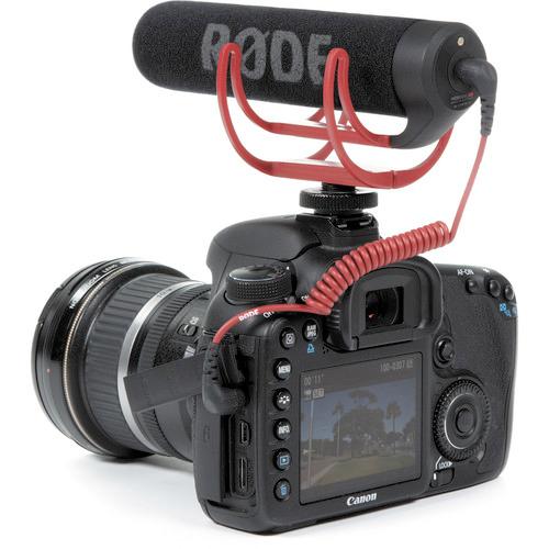 DSLR + Audio Built-In (Onboard) Microphones + recording Sync Sound on a DSLR Video cameras and DSLRs often have built in microphones.