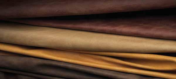 Color variations and natural markings are inherent characteristics of this leather, which will darken with use and develop a rich patina over time.