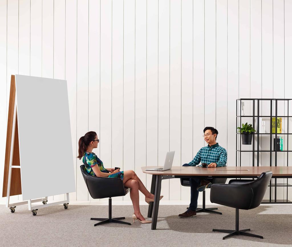 Introduction 7 8 Personable & inviting The Parley table is for the entire team. Introducing a sense of community and collaboration in the workspace, Parley s name means to converse, discuss or confer.