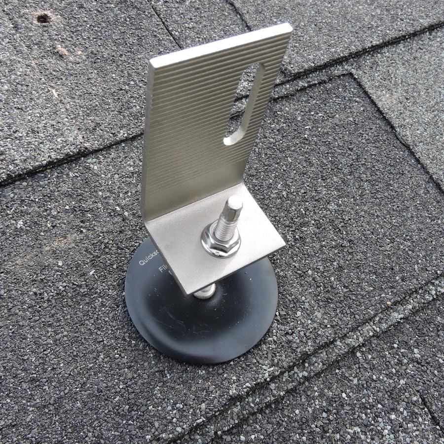 ) 4 Microflashing provides more coverage Fastest installation in the industry 17670 7 Bolts (10) 17671 Bolts + 3 Microflashing (10ea.