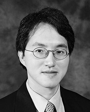 358 IEEE TRANSACTIONS ON POWER ELECTRONICS, VOL. 23, NO. 1, JANUARY 2008 K. W. Eric Cheng (M 90 SM 06) received the B.Sc. and Ph.D. degrees from the University of Bath, Bath, U.K., in 1987 and 1990, respectively.