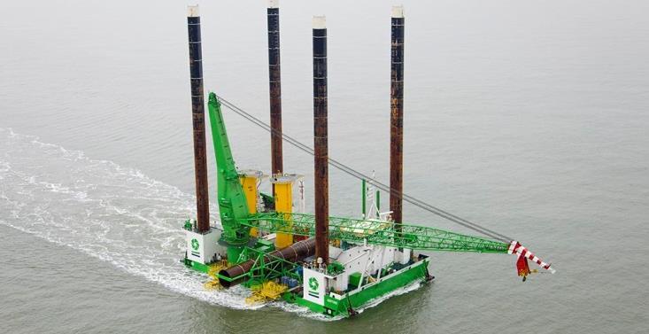 2.2 Seafastening equipment TWD has designed many seafastening frames and installation tools for various barges, including the jack-up barge Neptune.