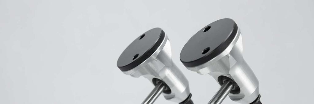 . Drum beaters In standard-made drum pedal the shaft of the beater is made of aluminum with changeable head made of laminate (4) Picture.