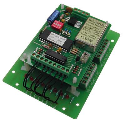 AC/DC Supply, Antenna and Relay Connections AC/DC power supply, antenna and relay connections are via a