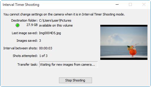 New photographs will be processed according to the option selected for When a new image is received from the camera in the Transfer Options dialog.