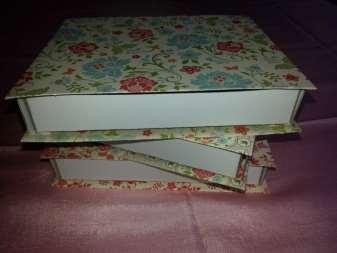 Slide out drawer and place hand over space inside your book box and hold for