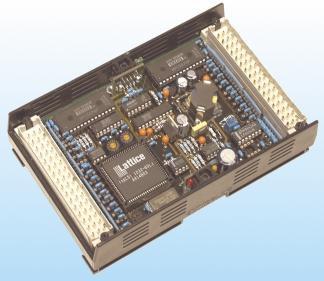 Four precision voltage sources, whose characteristics have been saved in the on-board EEPROM, are incorporated for automatic zero point and full-scale alignment.